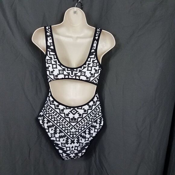 EKOUAER Women's Size Small Black White Swimsuit Cutout One Piece Swimming Suit S - Picture 9 of 9
